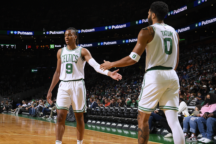  塔图姆35分绿军横扫猛龙  