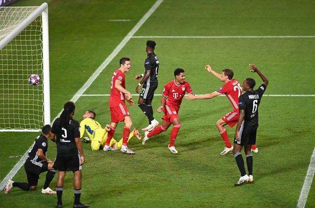  德甲半程最佳阵容拜仁独占四席  