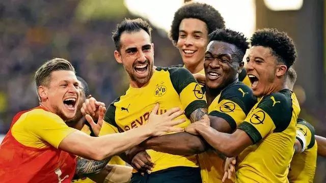  门兴格拉德巴赫韧性十足，德甲硬仗完成逆转  