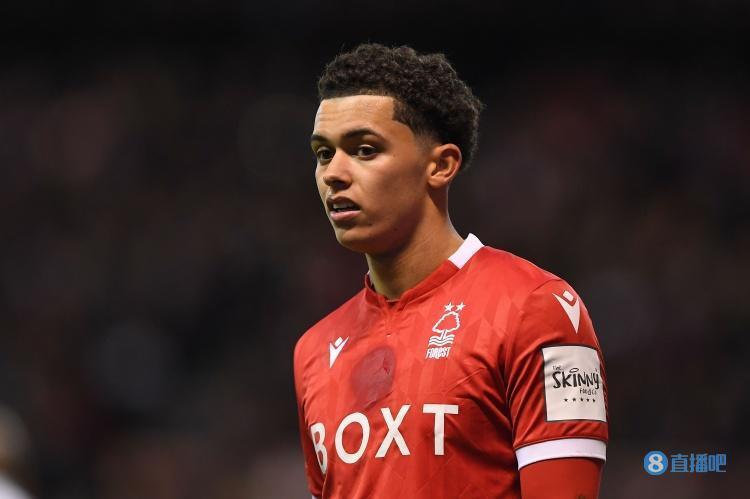  诺丁汉森林战平西汉姆联，约翰逊长途奔袭破门两队握手言和